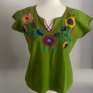 Artisanal blouse 100% hand embroidered size S/M
